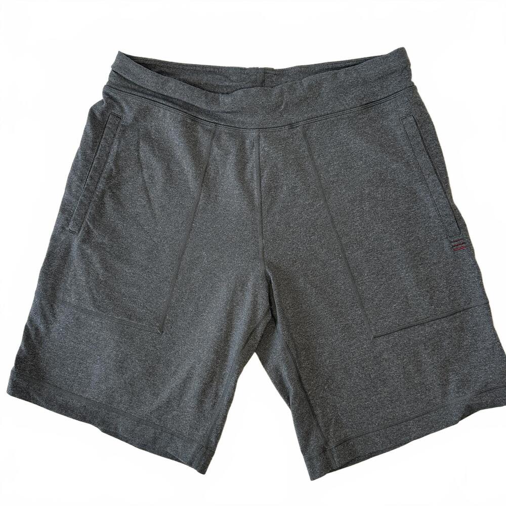 Lululemon Athletica Men's Gray Athletic Shorts - 16'' Waist
